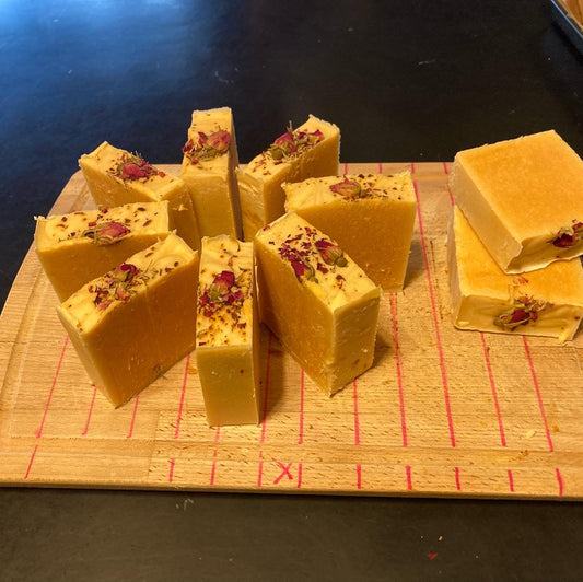 Unscented Rose Bud & Tea Tree Shampoo Bar